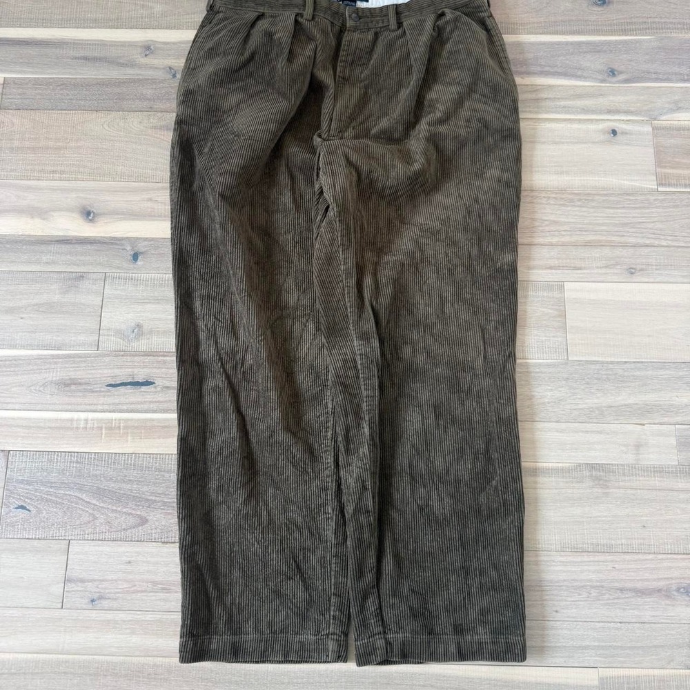 2000s Baggy Ralph Lauren brown corduroy trousers Size 38/32"